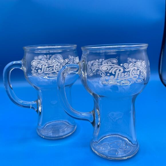 Vintage Lot of 2 Pepsi Cola Mug Glasses Embossed Bottom Design Handle - Picture 3 of 7